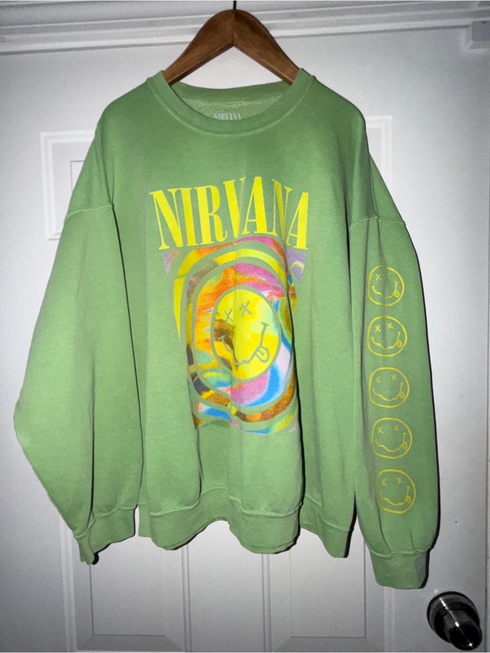 Nirvana Women’s Green Graphic Crewneck Sweatshirt. Sz XL